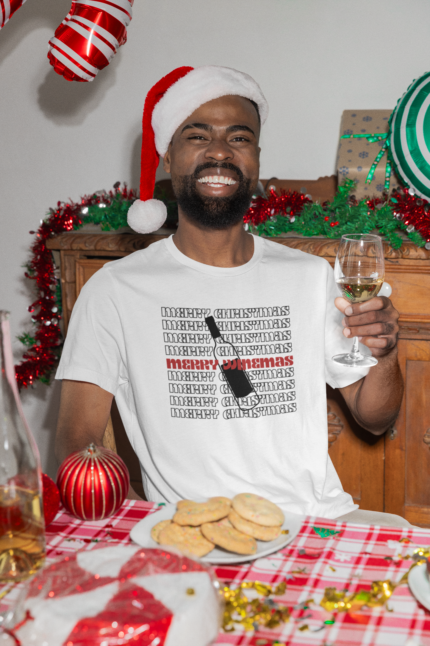 Merry Winemas T-Shirt – Funny Christmas Wine Tee for Wine Lovers